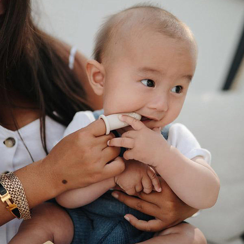 Mushie® Zobna ščetka za na prst Cambridge Blue/ShiftingSand Mushie