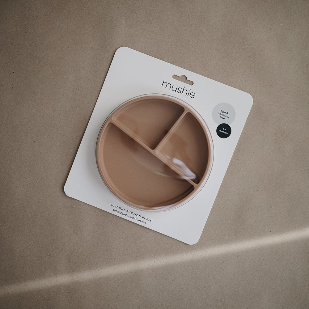 Mushie® Silikonski krožnik z vakumskim dnom Powder Blue Mushie