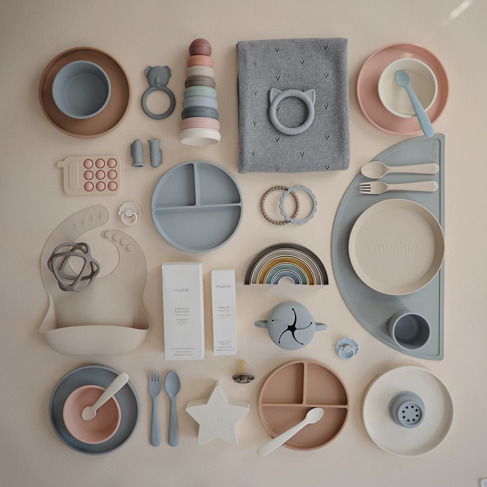 Mushie® Silikonski krožnik z vakumskim dnom Blush Mushie