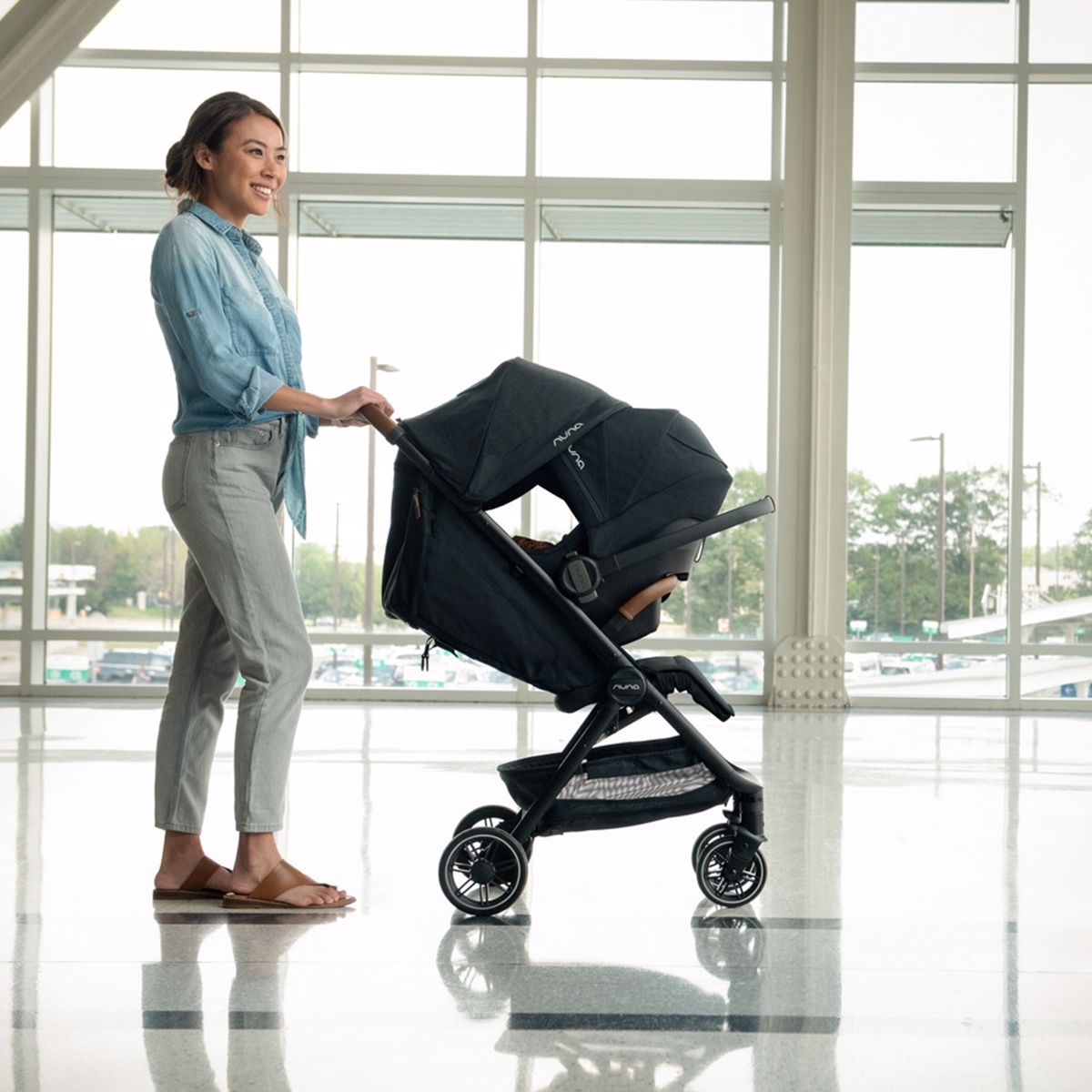 Nuna® Otroški voziček Trvl™ Cedar Nuna