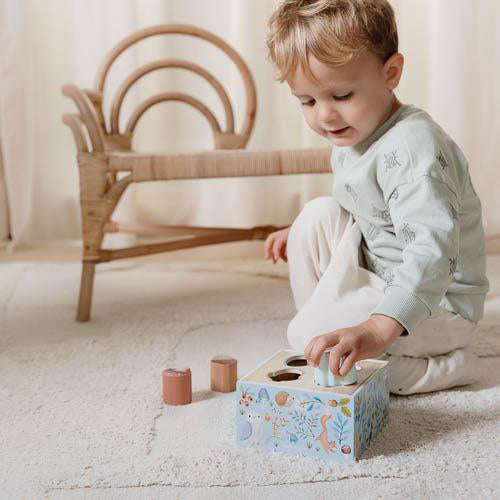 Little Dutch® Kocka za razvrščanje oblik Forest Friends FSC Little Dutch