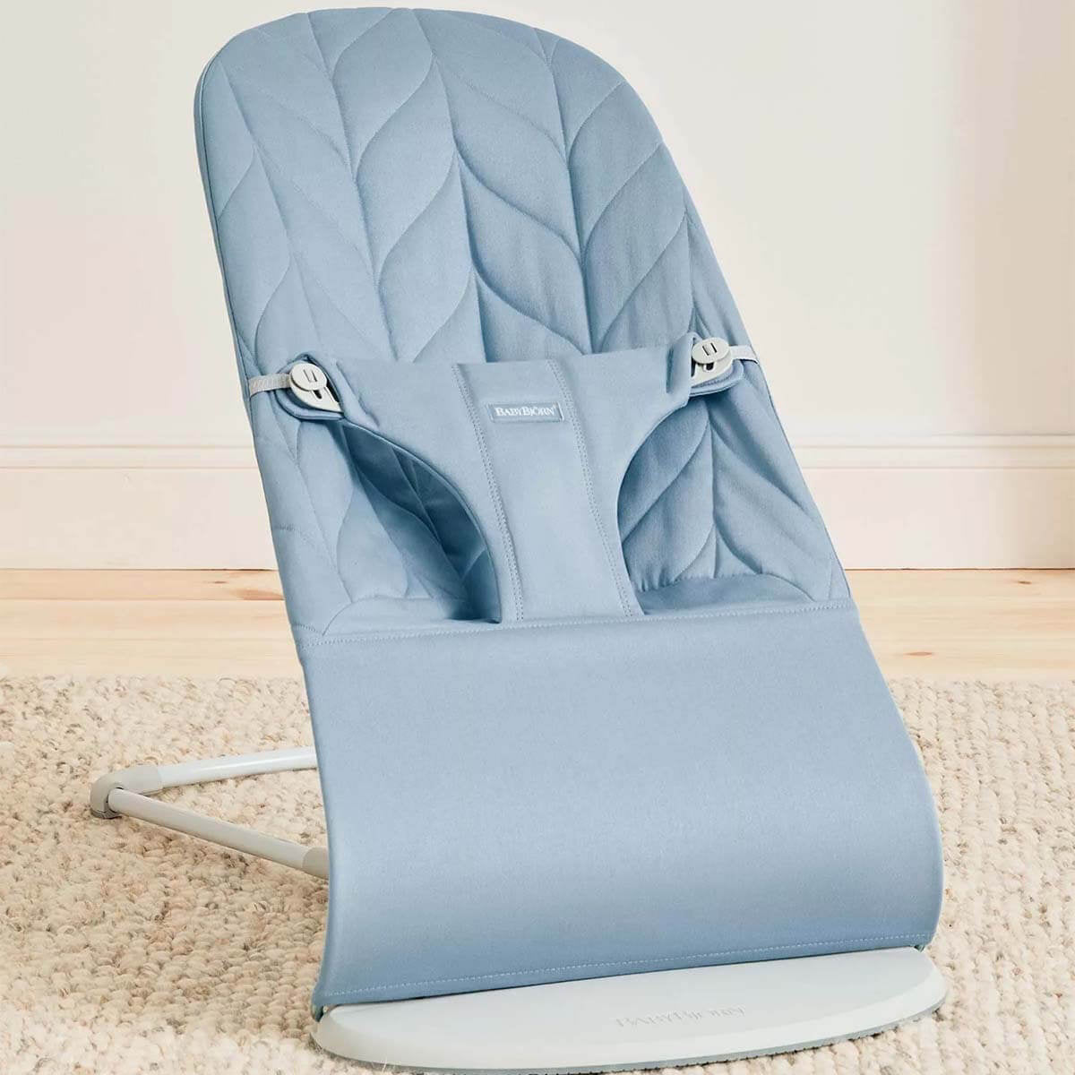 BabyBjörn® Gugalnik Balance Bliss Woven Petal Blue BabyBjörn