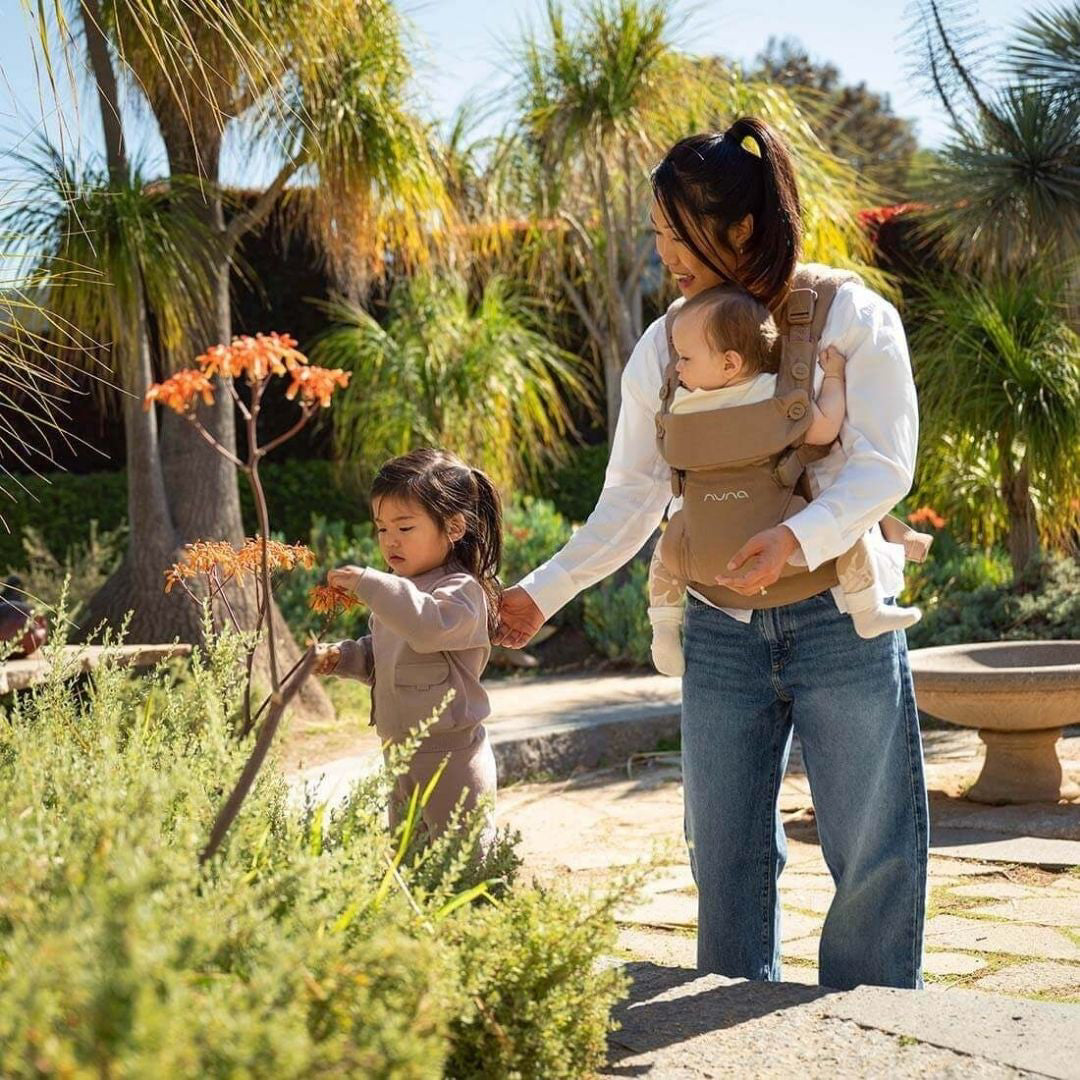 Nuna® Ergonomska nosilka Cudl™ Luxe Quartz Nuna