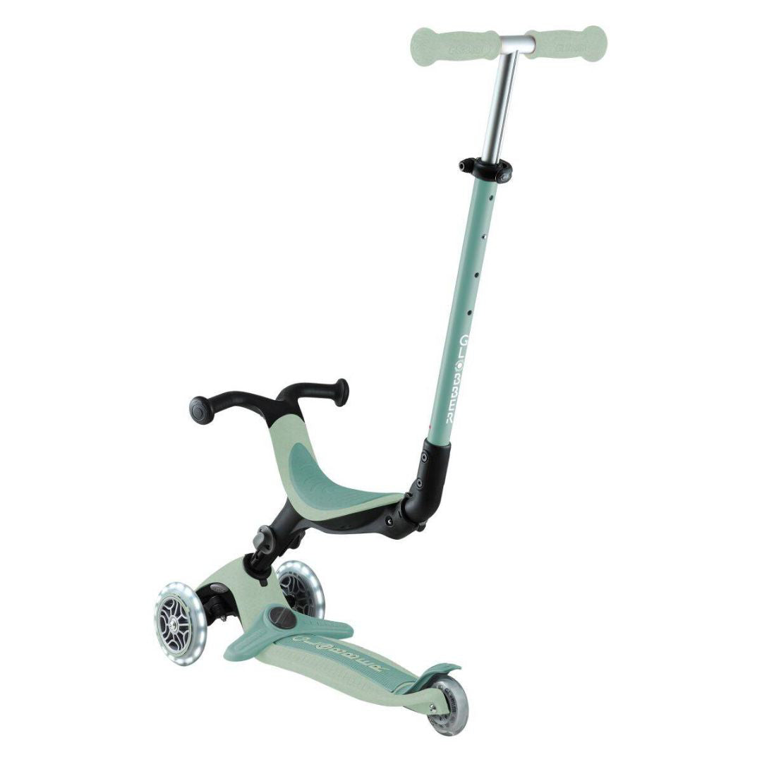 Globber® Zložljivi otroški skiro GO UP Active ECO s svetlečimi kolesi Pistachio Globber