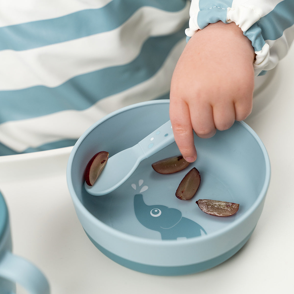 Done by Deer® Otroška skledica Foodie Happy Clouds Powder Done by Deer