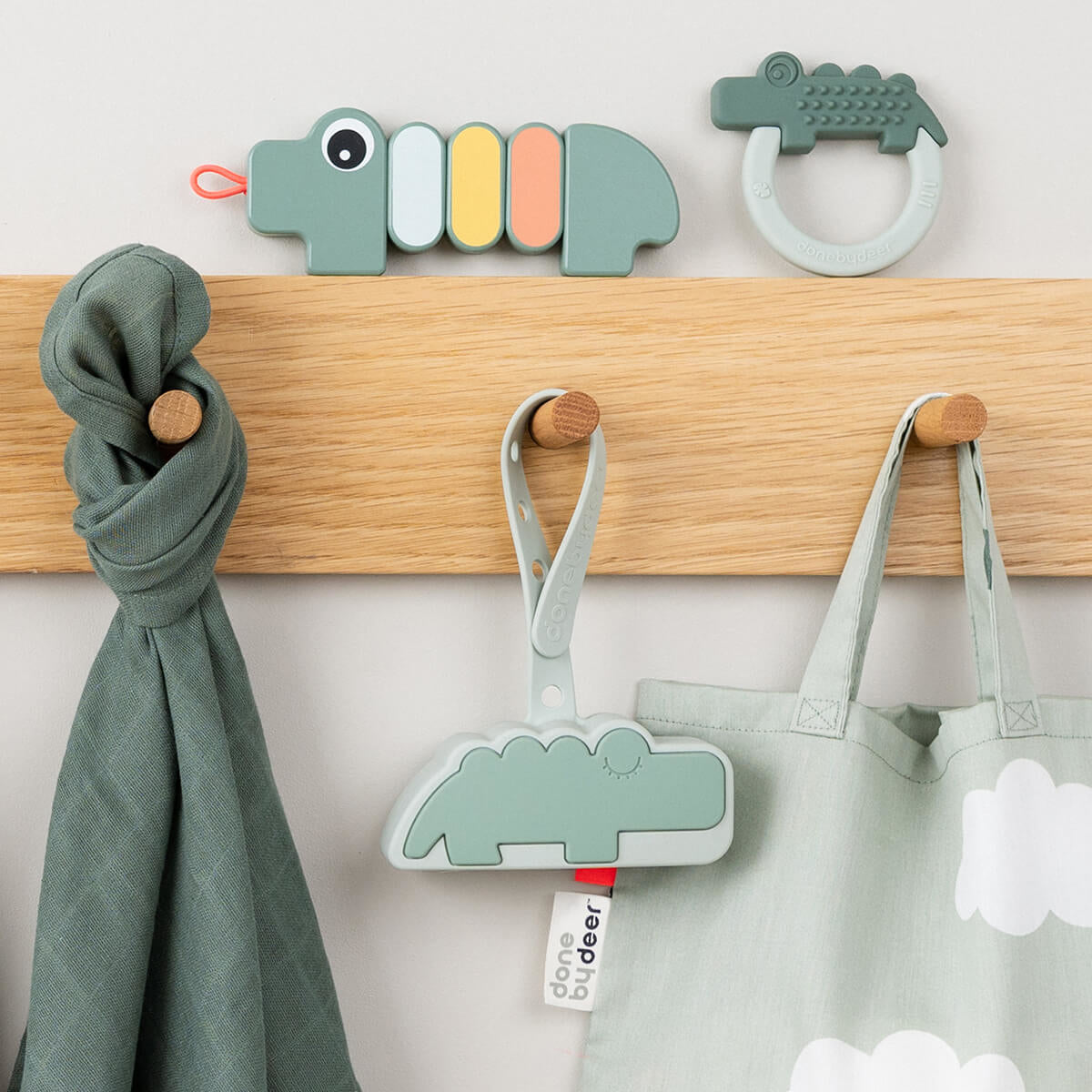 Done by Deer® Torbica za dudo Croco Green Done by Deer