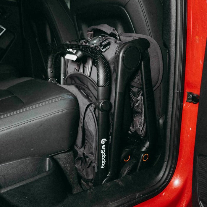 Ergobaby® Kompaktni mestni voziček Metro 3 Graphite Grey Ergobaby