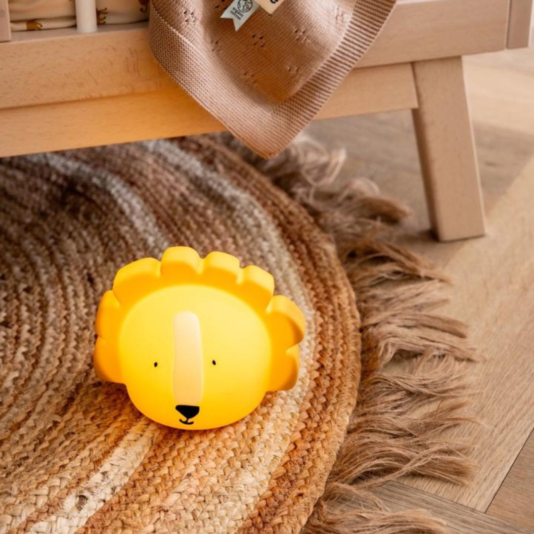 Trixie® Nočna lučka iz silikona Mr. Lion Trixie Baby