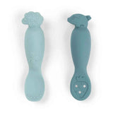 Done by Deer® Set 2 silikonske žličice Tiny Farm Blue