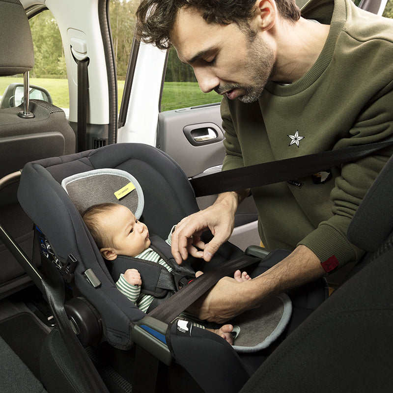 AeroMoov® Zračna podloga za avtosedež Skupina 1 (0-18 kg) Antracite AeroMoov