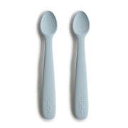 Mushie® Set dveh silikonskih žličk Powder Blue Mushie