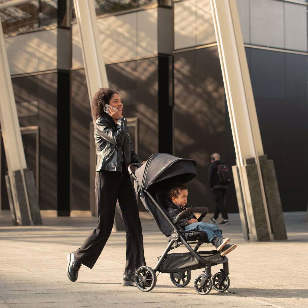Nuna® Otroški voziček Trvl™ LX Caviar Nuna