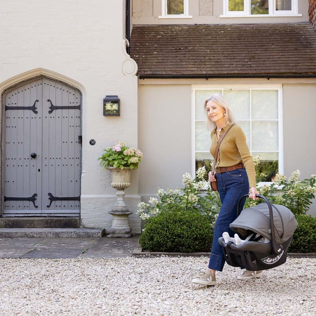 Joie® Otroški avtosedež / lupinica Sprint™ i-Size (40-75 cm) Signature SandStone Joie