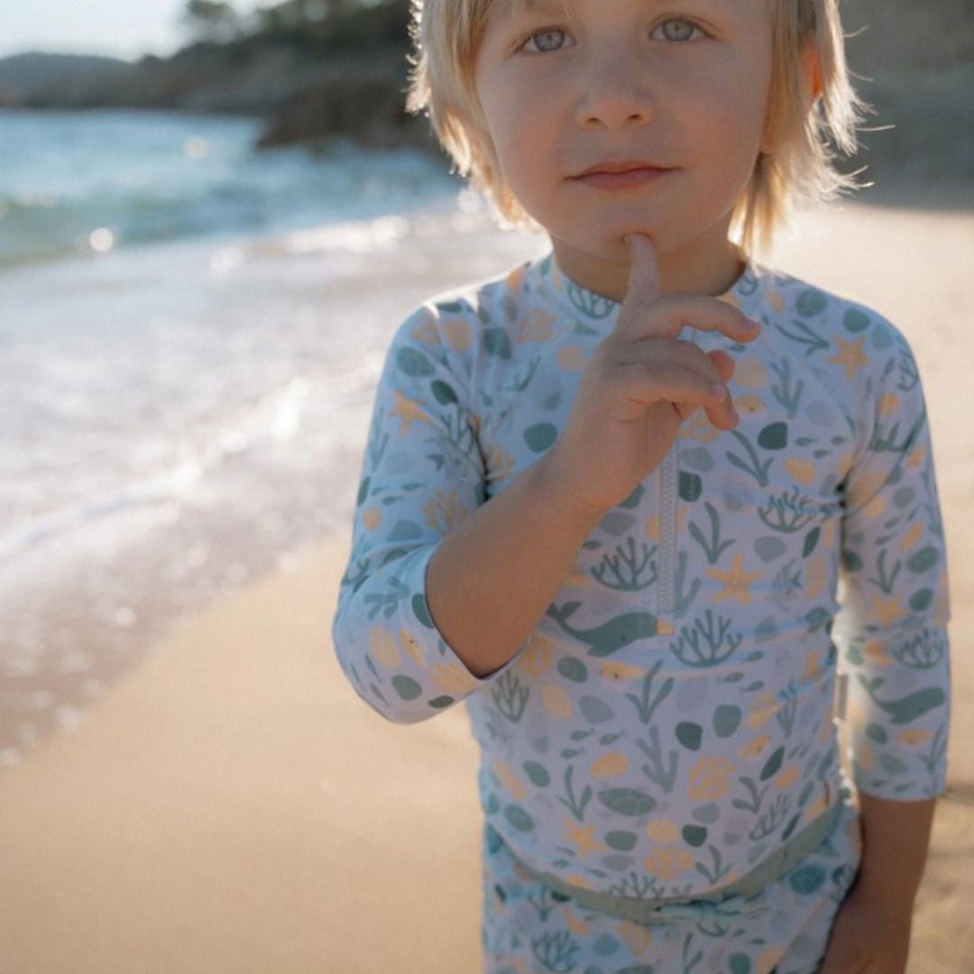 Little Dutch® Otroška kopalna majica z dolgimi rokavi Seashells Sunny Yellow Little Dutch