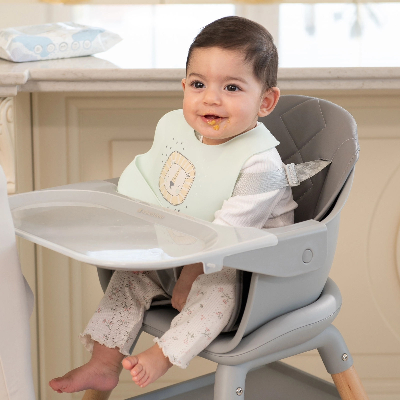 KikkaBoo® Otroški stol za hranjenje 2v1 Woody Pink KikkaBoo