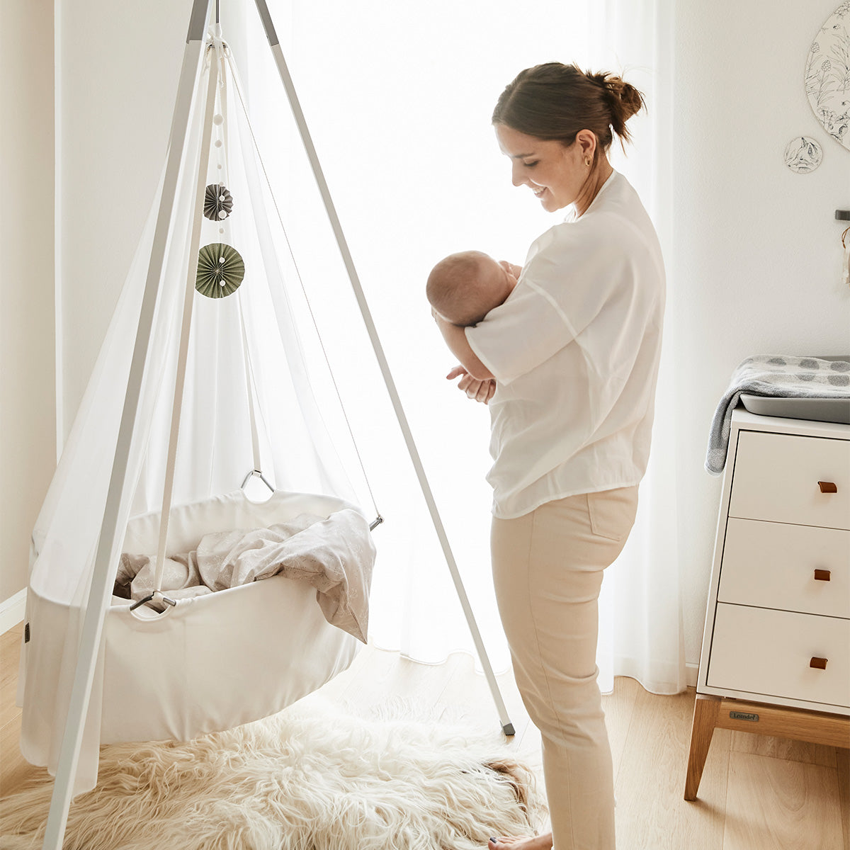 Leander® Viseča zibelka Classic™ 3v1 Leander