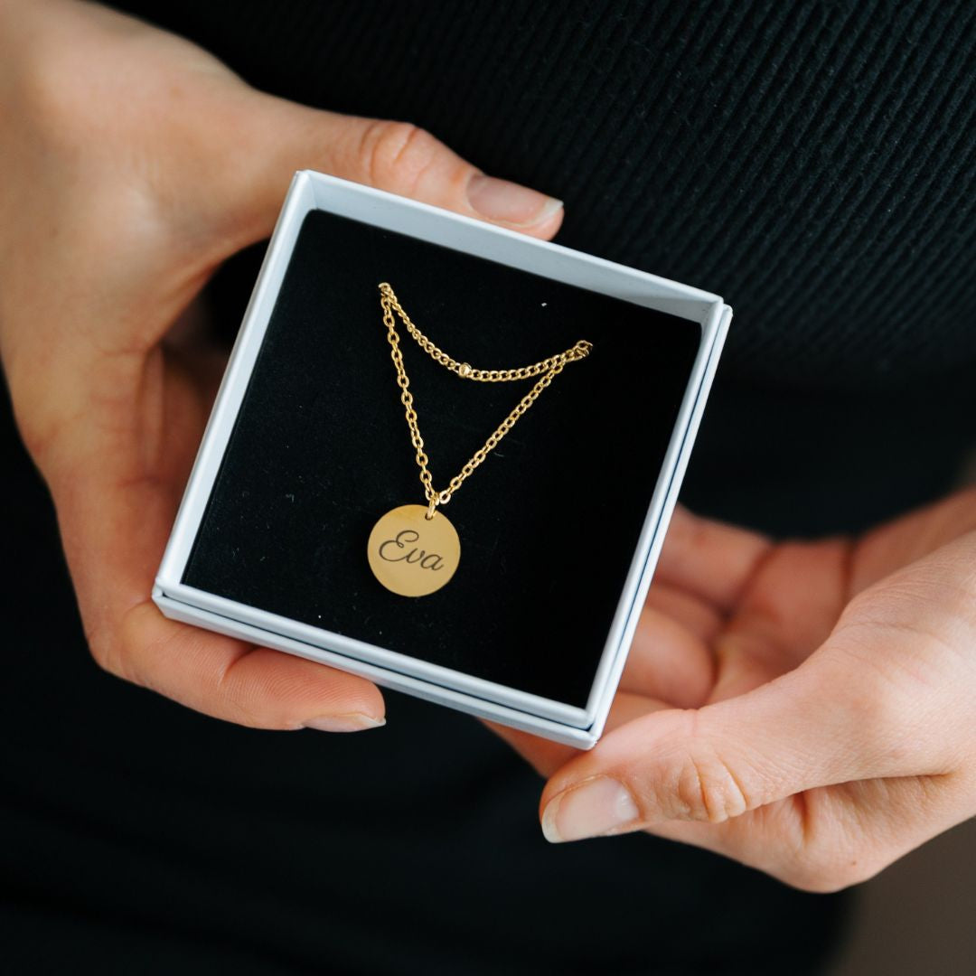 Atelya™ Personalizirana verižica z obeskom Circle Gold Atelya