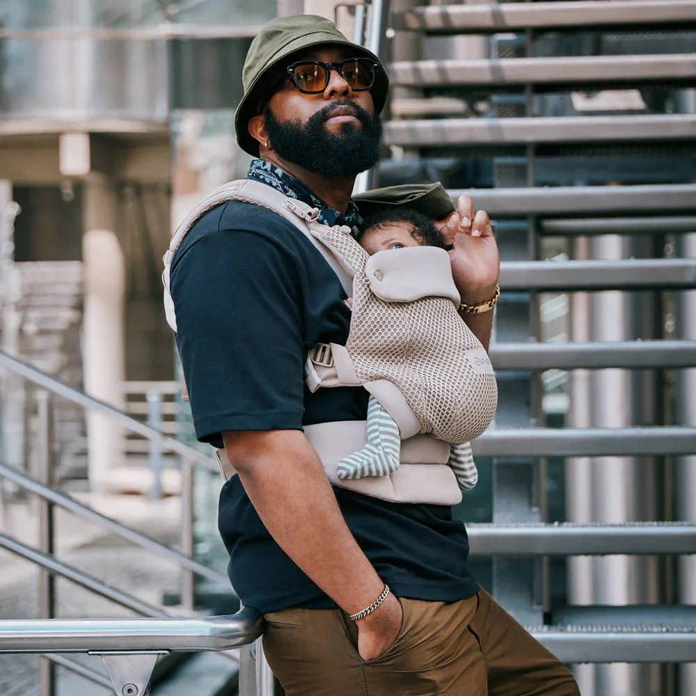 Cybex® Ergonomska nosilka Amya™ (3,2-15 kg) Dune Grey