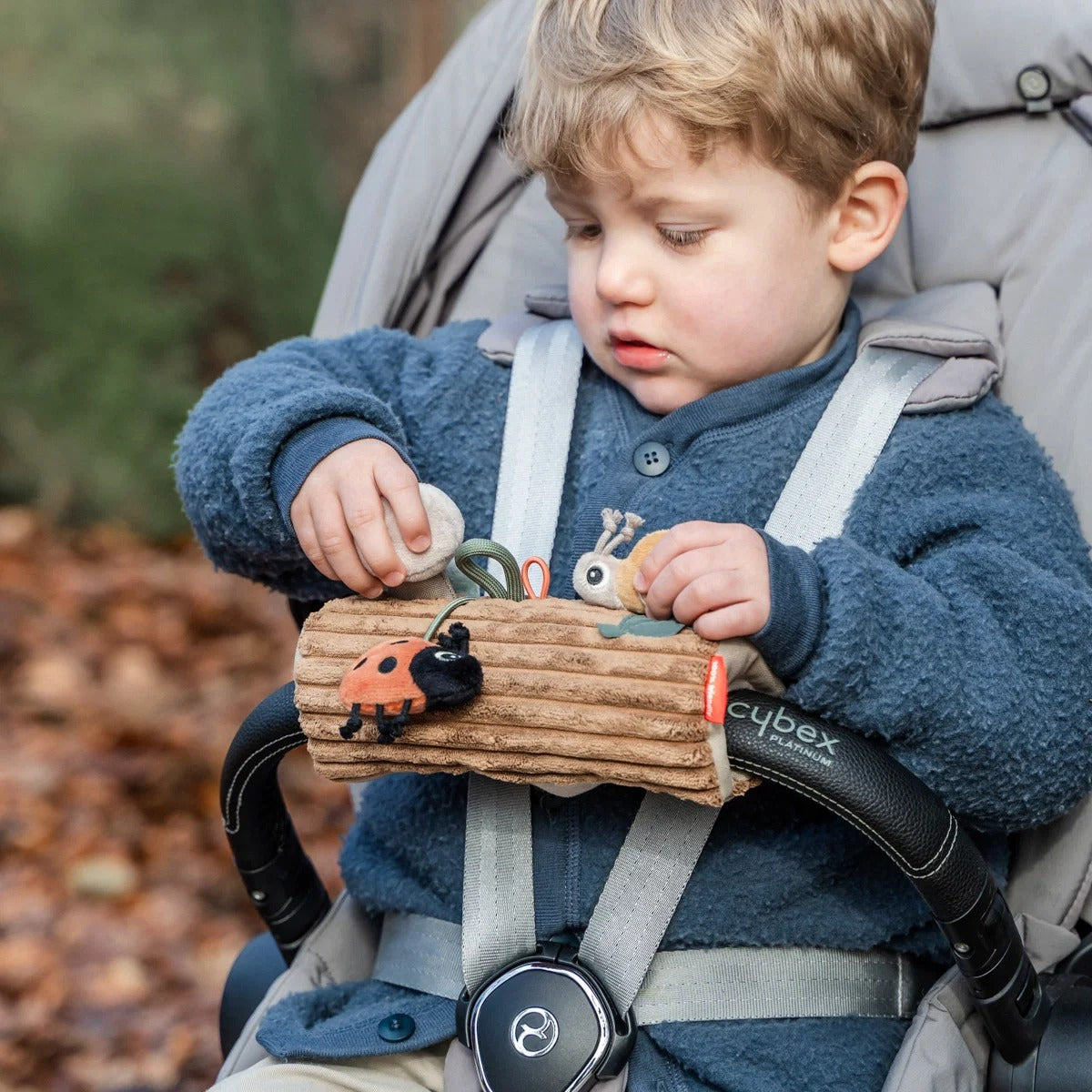 Done by Deer® Stroller activity toy Tiny trails Colour mix