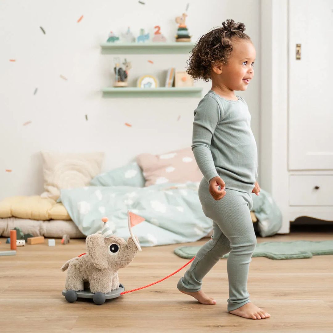 Done by Deer® Igračka na poteg 2v1 Elphee Sand Done by Deer