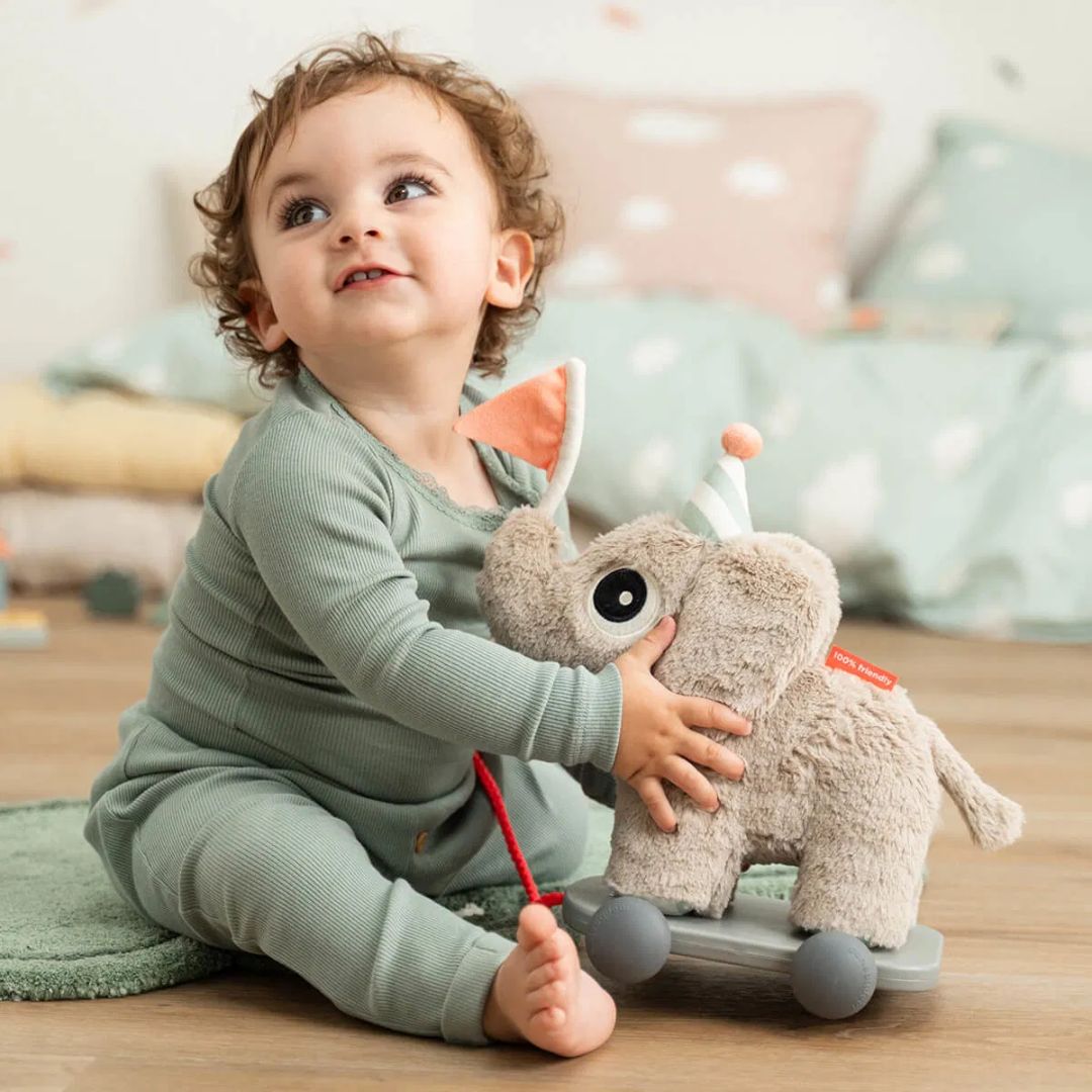 Done by Deer® Igračka na poteg 2v1 Elphee Sand Done by Deer