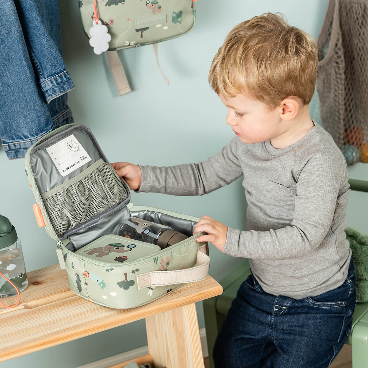 Done by Deer® Izolirana torba za malico Tiny trails Green 2,8l Done by Deer