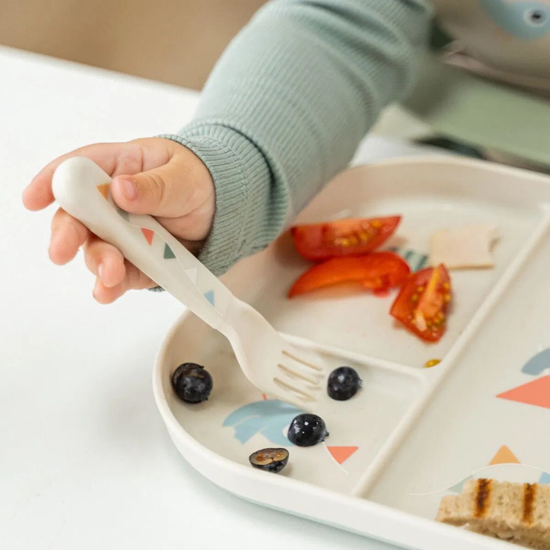 Done by Deer® Jedilni pribor Foodie Celebration Sand Done by Deer