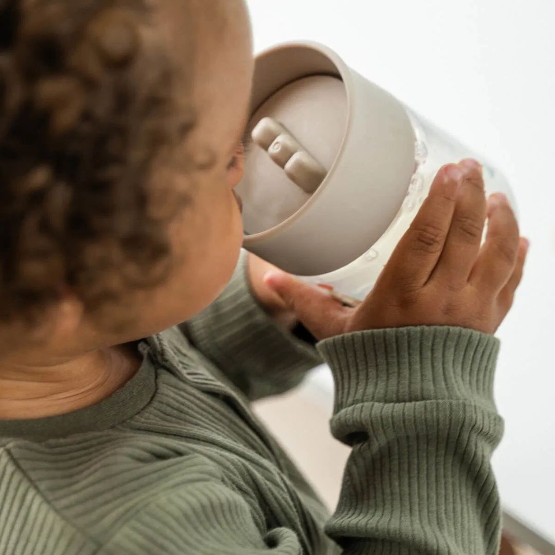 Done by Deer® Lonček za učenje pitja 360° Tiny farm Powder Done by Deer