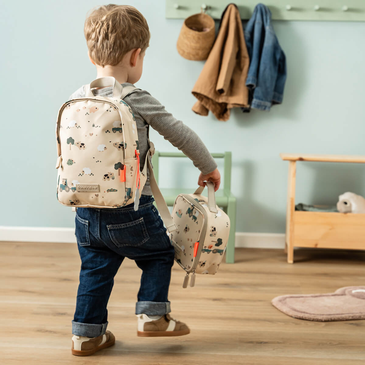 Done by Deer® Otroški nahrbtnik Tiny trails Sand 4l Done by Deer