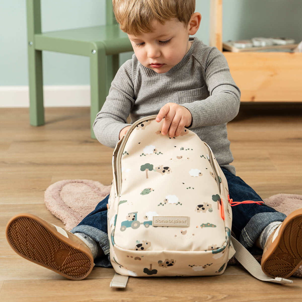 Done by Deer® Otroški nahrbtnik Tiny trails Sand 4l Done by Deer