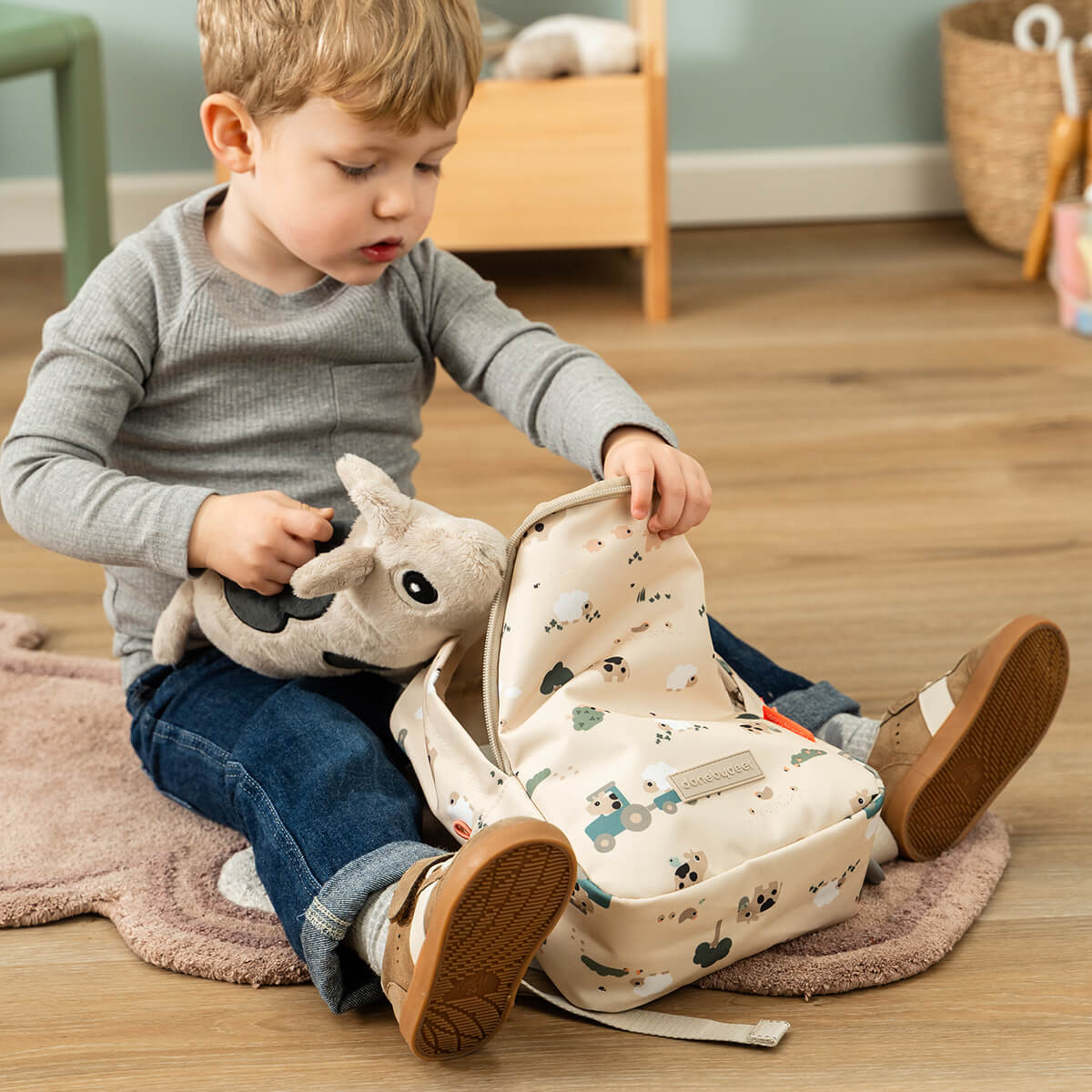 Done by Deer® Otroški nahrbtnik Tiny trails Sand 4l Done by Deer