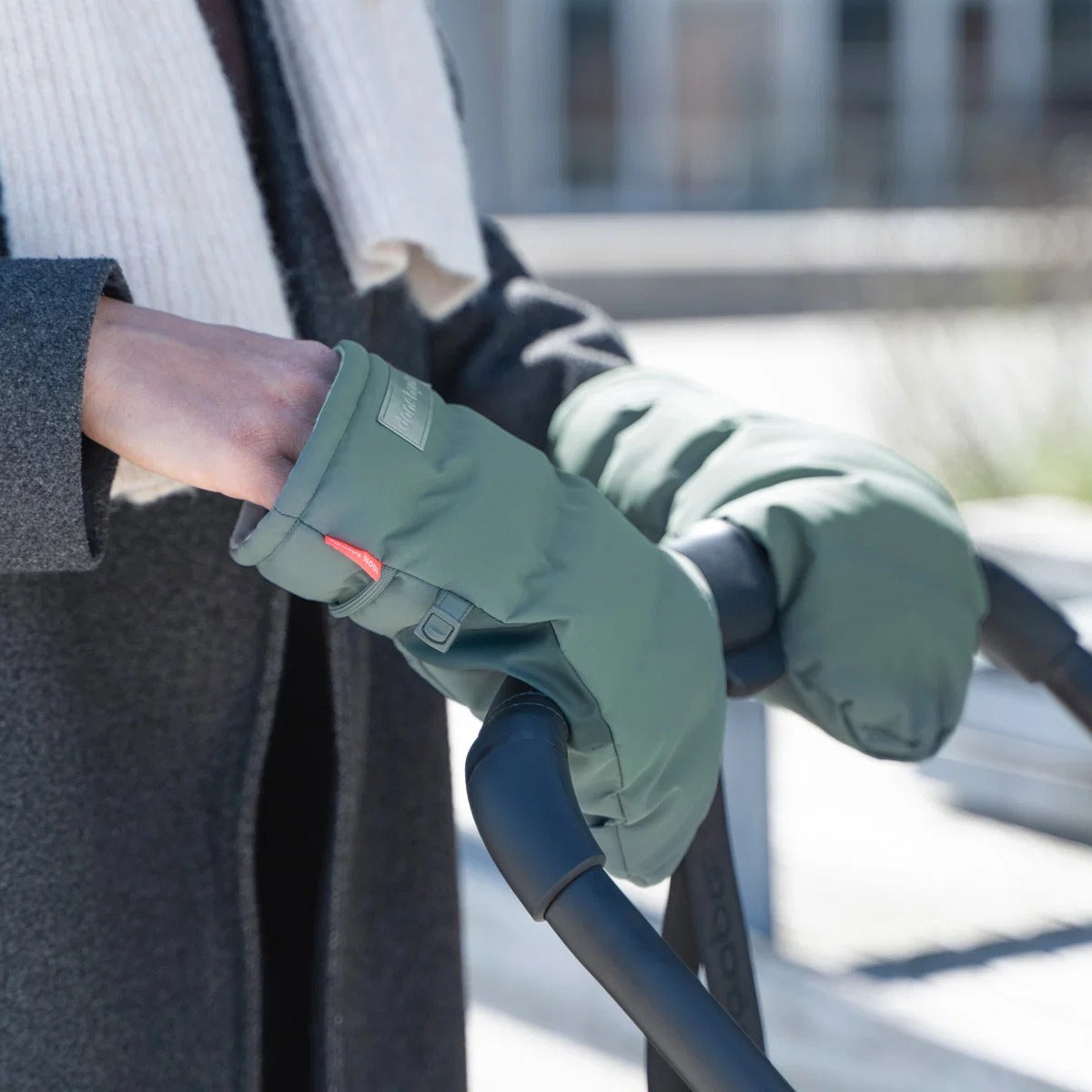 Done by Deer® Stroller mittens Green