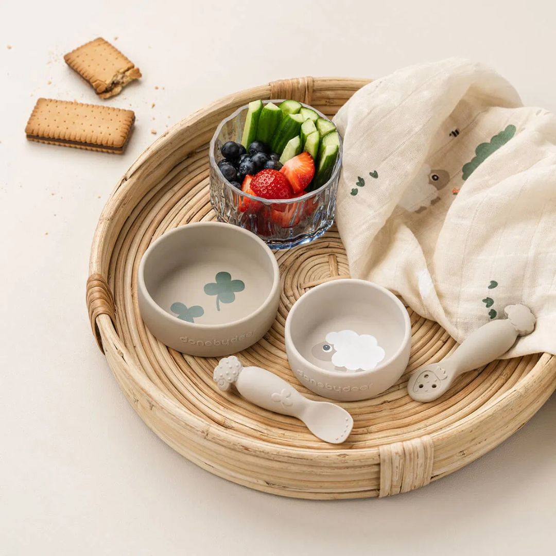 Done by Deer® Silikonska skledica Sheepy Sand 2 kosa Done by Deer