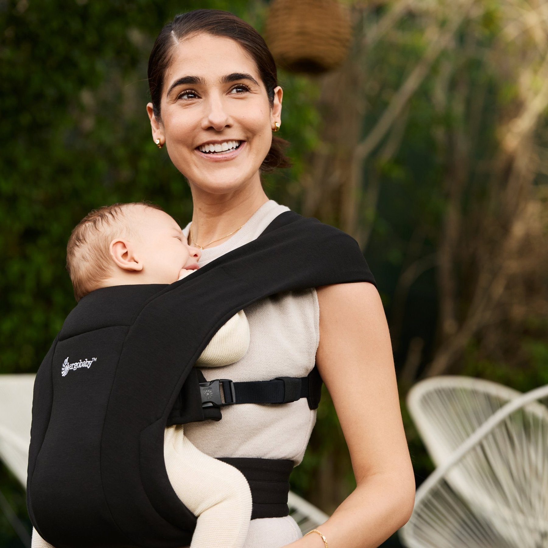 Ergobaby® Carrier Embrace Pure Black – slika 12
