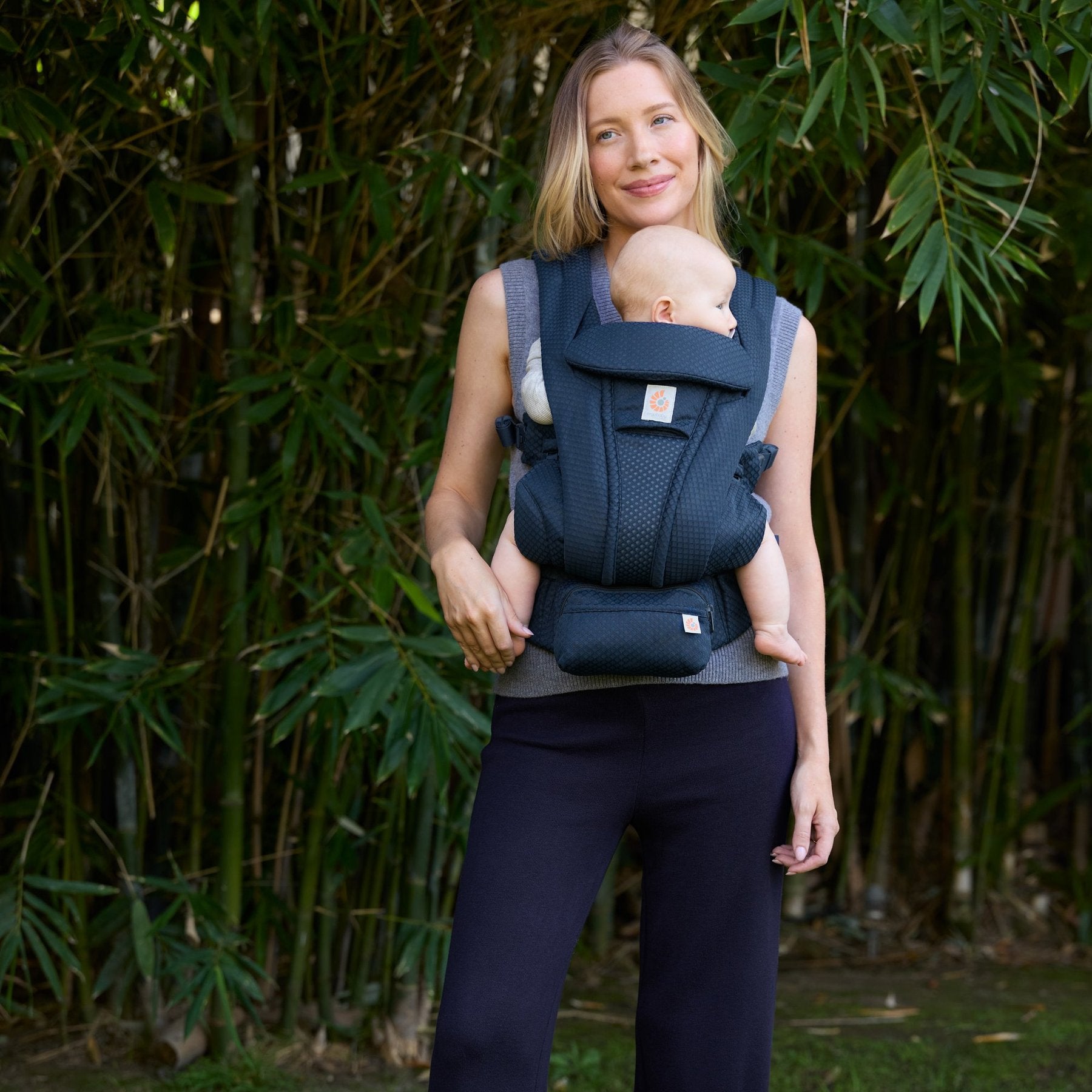 Ergobaby® Nosilka Omni Deluxe Mesh Midnight Blue