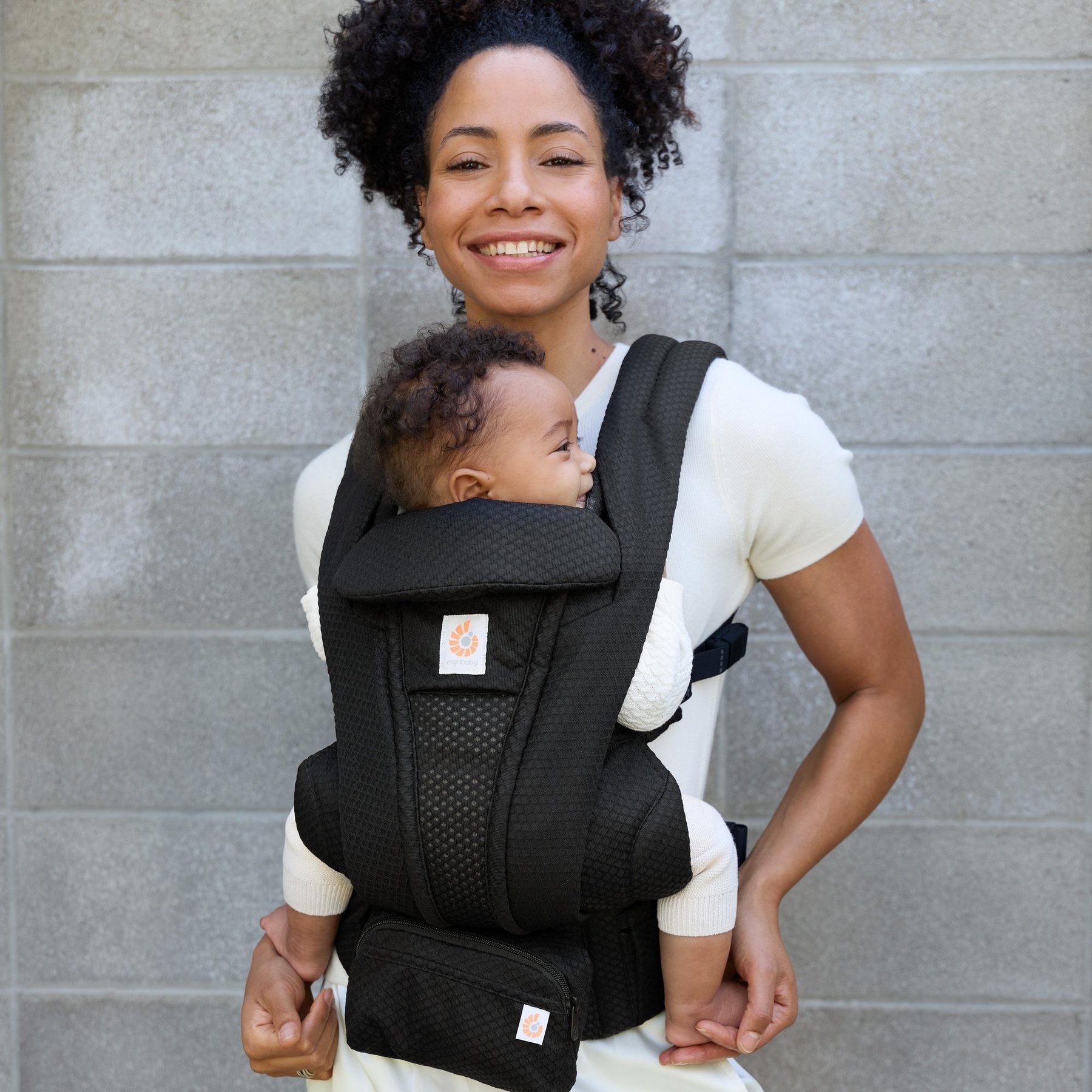 Ergobaby® Nosiljka Omni Deluxe Mesh Onyx Black