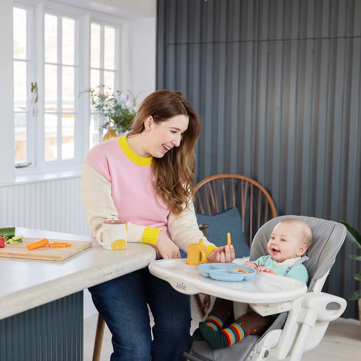 Joie® Stolček za prehranjevanje Mimzy™ Recline Strata Dune Wood – slika 5