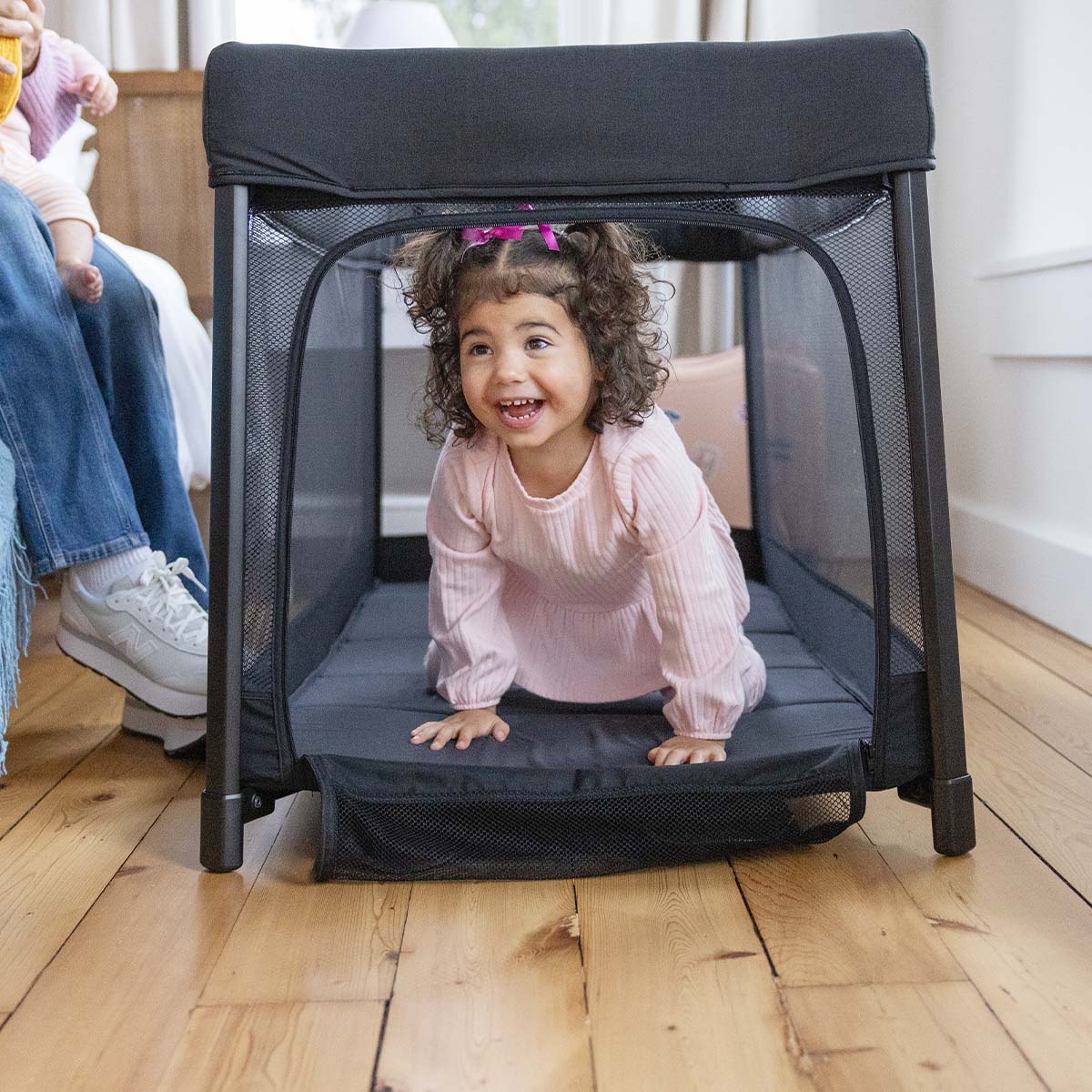 Joie® Amigo™ 120 Shale Travel Cot – slika 7