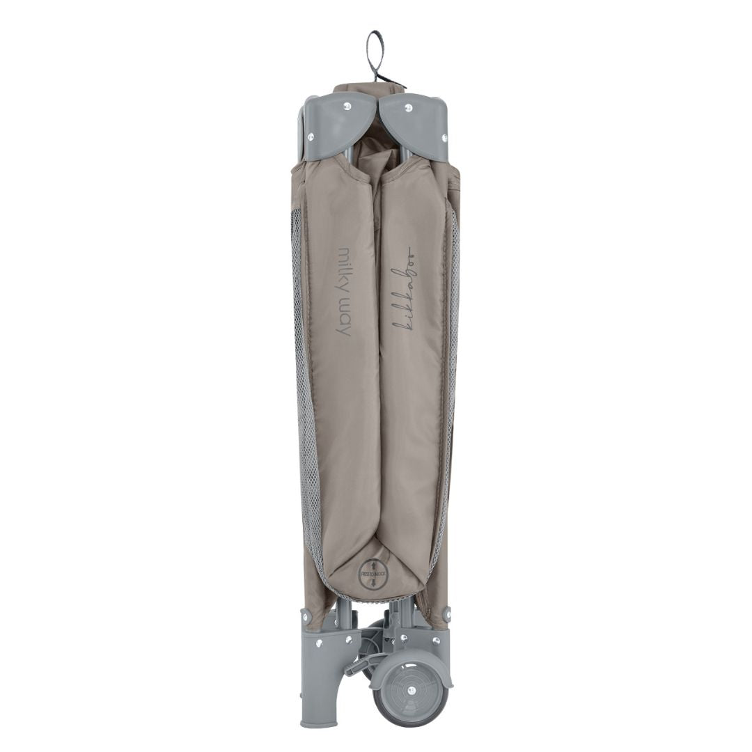 KikkaBoo® Prenosna posteljica 2 levels Milky Way Beige 2026