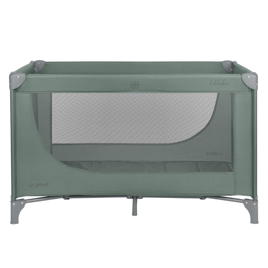 KikkaBoo® Prenosna posteljica 2 levels So Gifted Green 2026 KikkaBoo