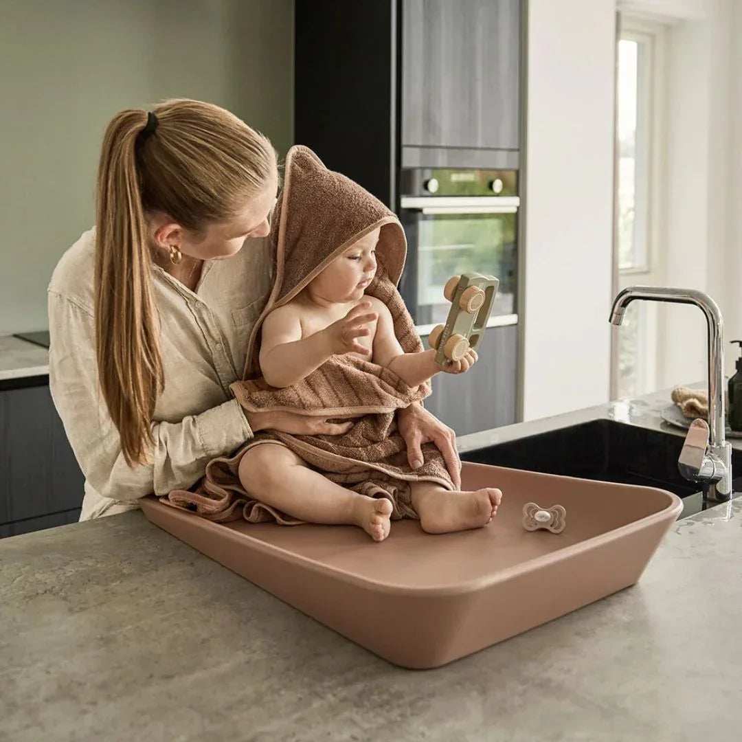 Leander® Bombažna brisača s kapuco Woodland Mocca 80x80 Leander