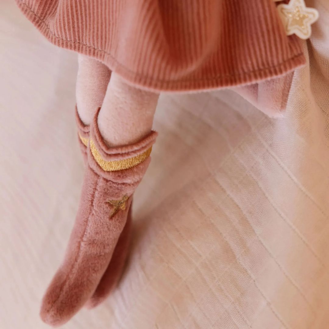Little Dutch® Punčka Superhero Rosa (35 cm) Little Dutch
