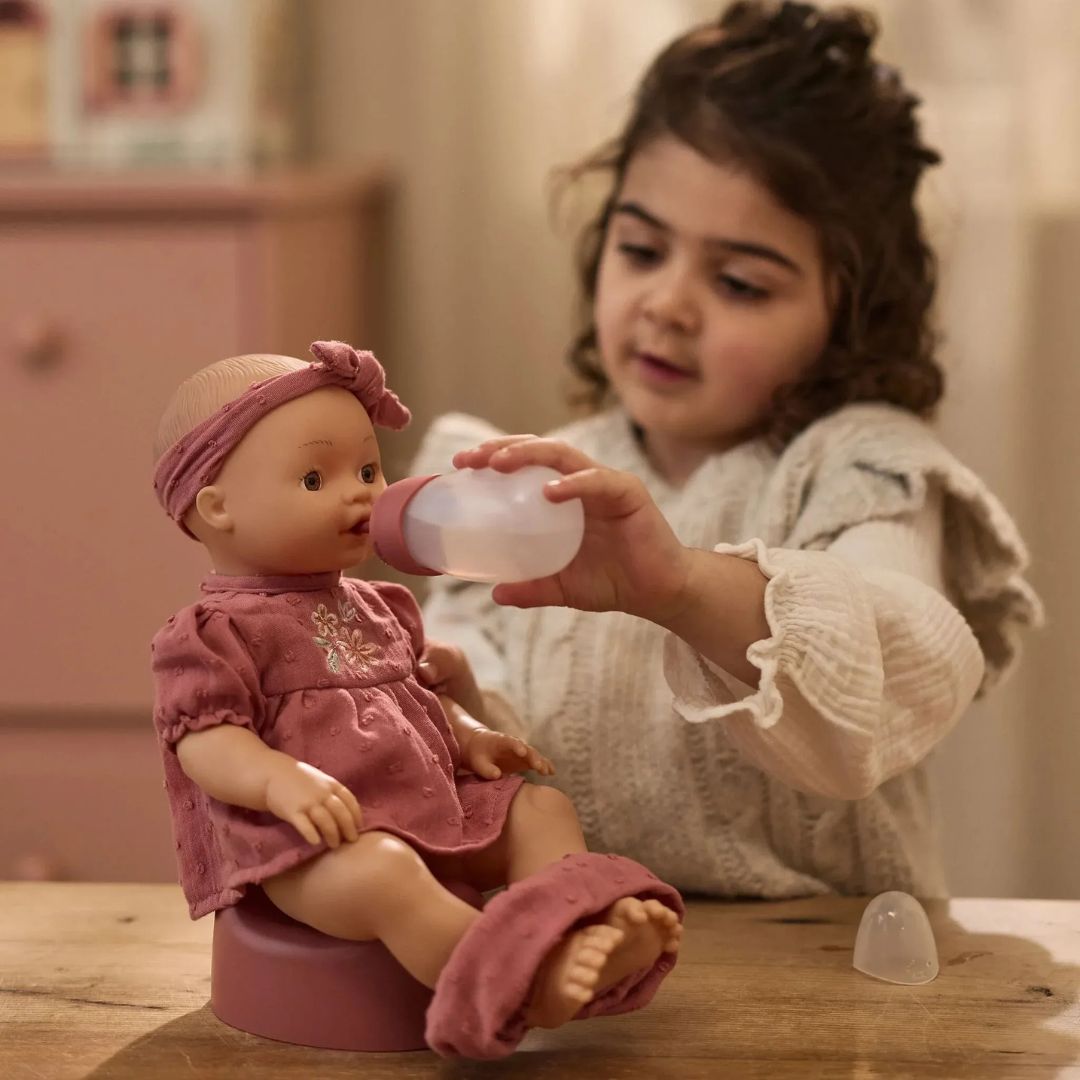 Little Dutch® Lutka koja pije i piša Livia