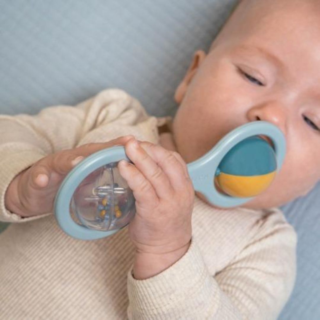 Little Dutch® Ropotuljica žogica Blue Little Dutch