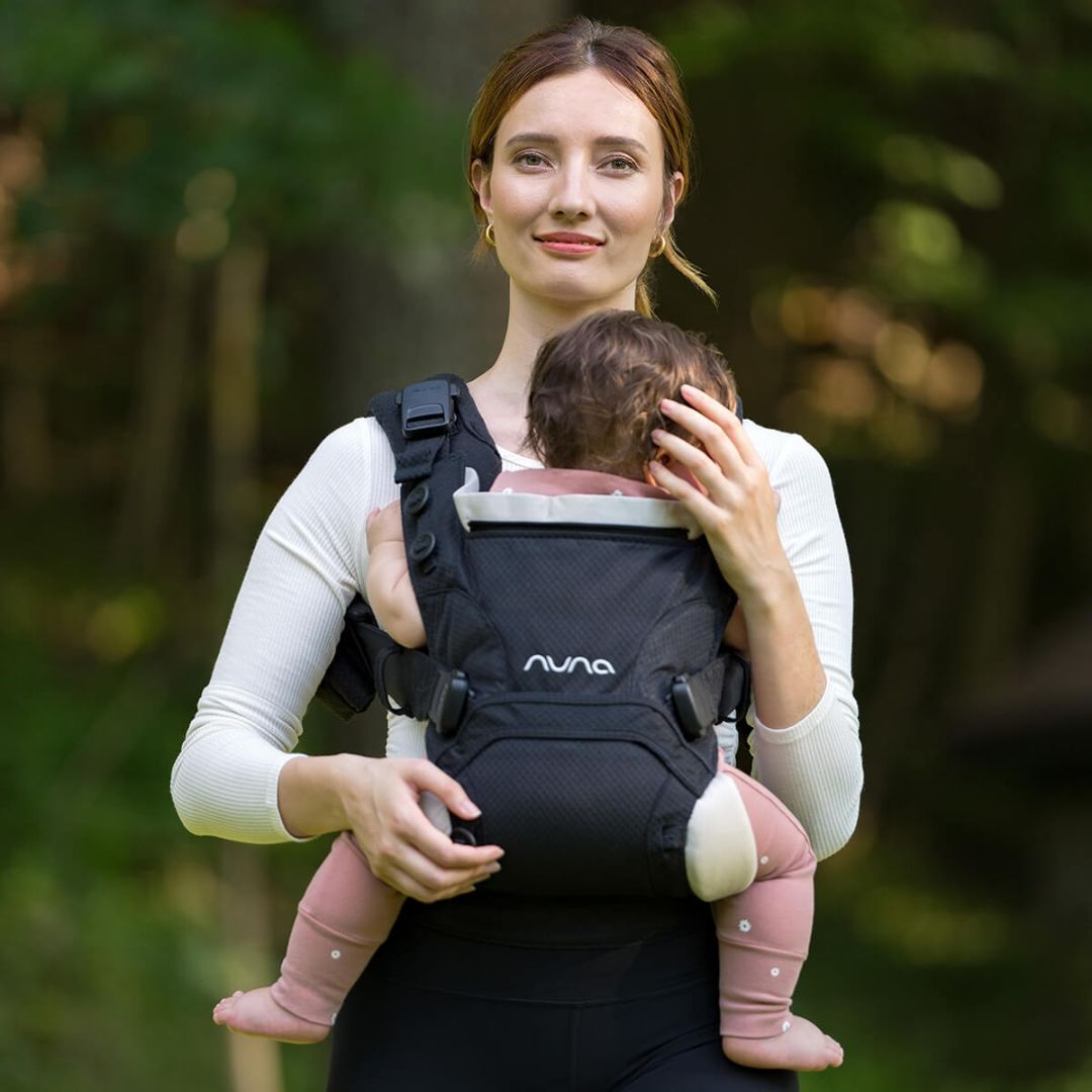 Nuna® Ergonomska nosilka Cudl™ Clik Front and Back Denim Nuna