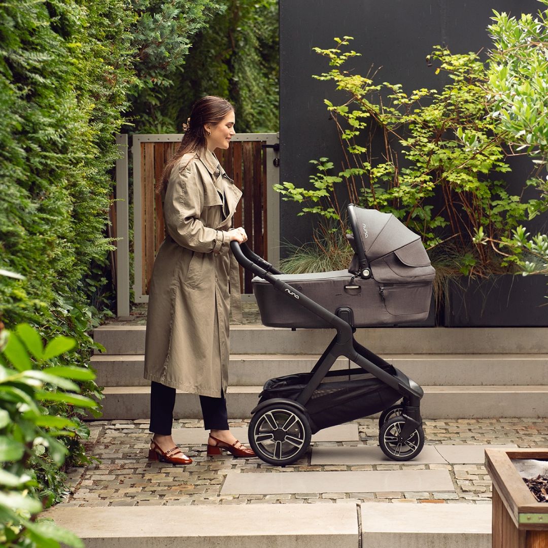 Nuna® Košara za novorojenčka Demi™ Next Cosmopolitan Collection Nuna