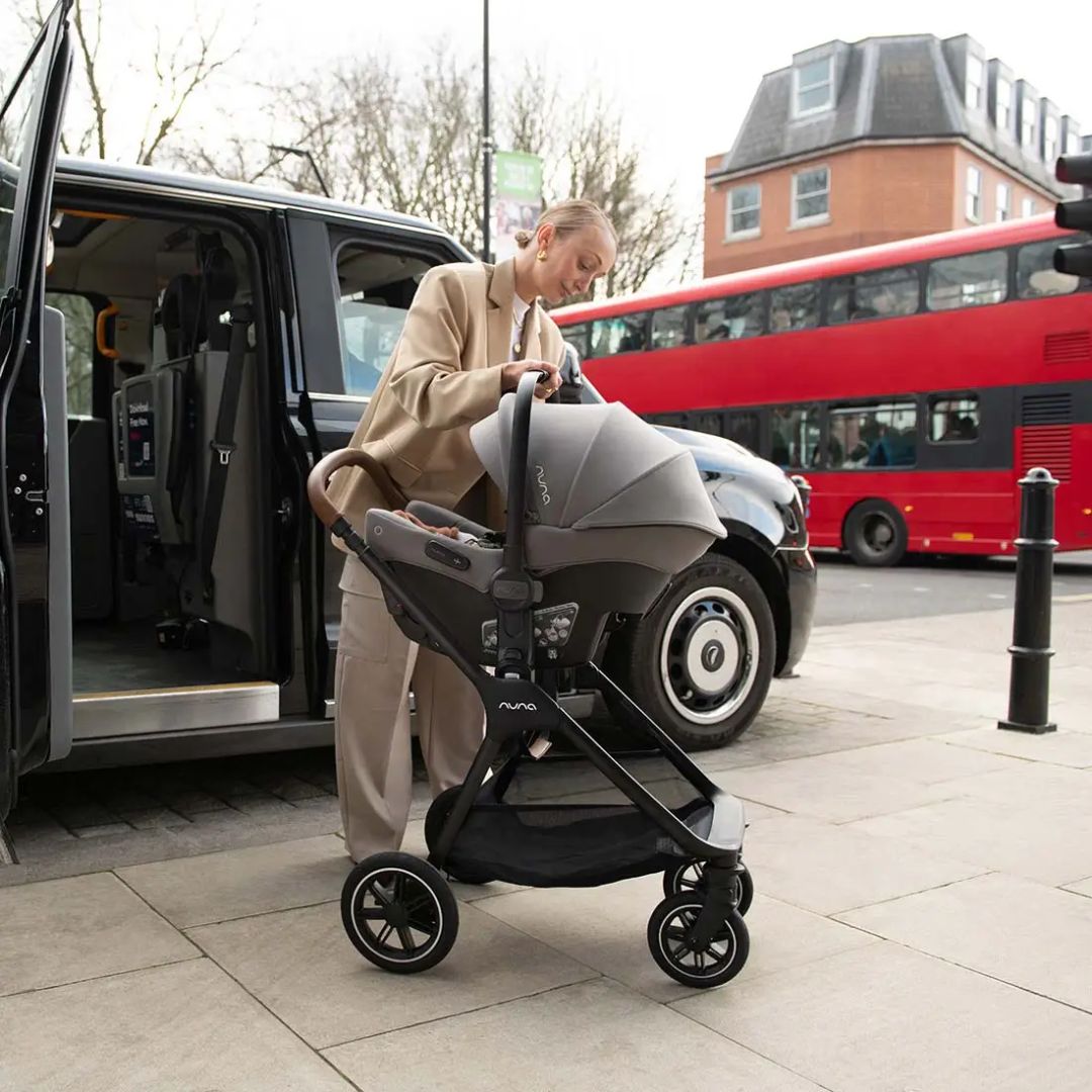 Nuna® Otroški avtosedež / lupinica Pipa™ Urbn 0+ (40-75 cm) Chestnut Nuna