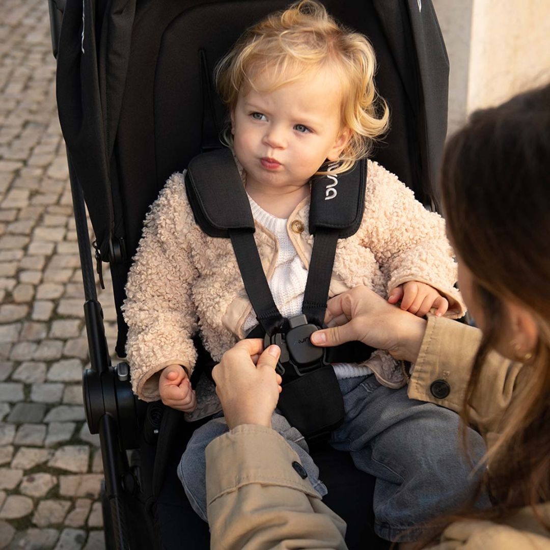 Nuna® Otroški voziček Ixxa™ Next Pistachio Nuna