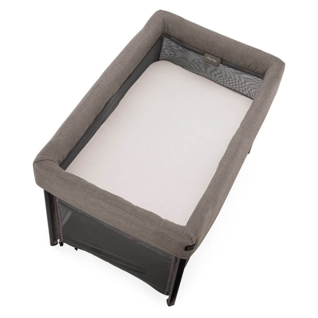 Nuna® Prenosna posteljica Paal™ Granite Nuna