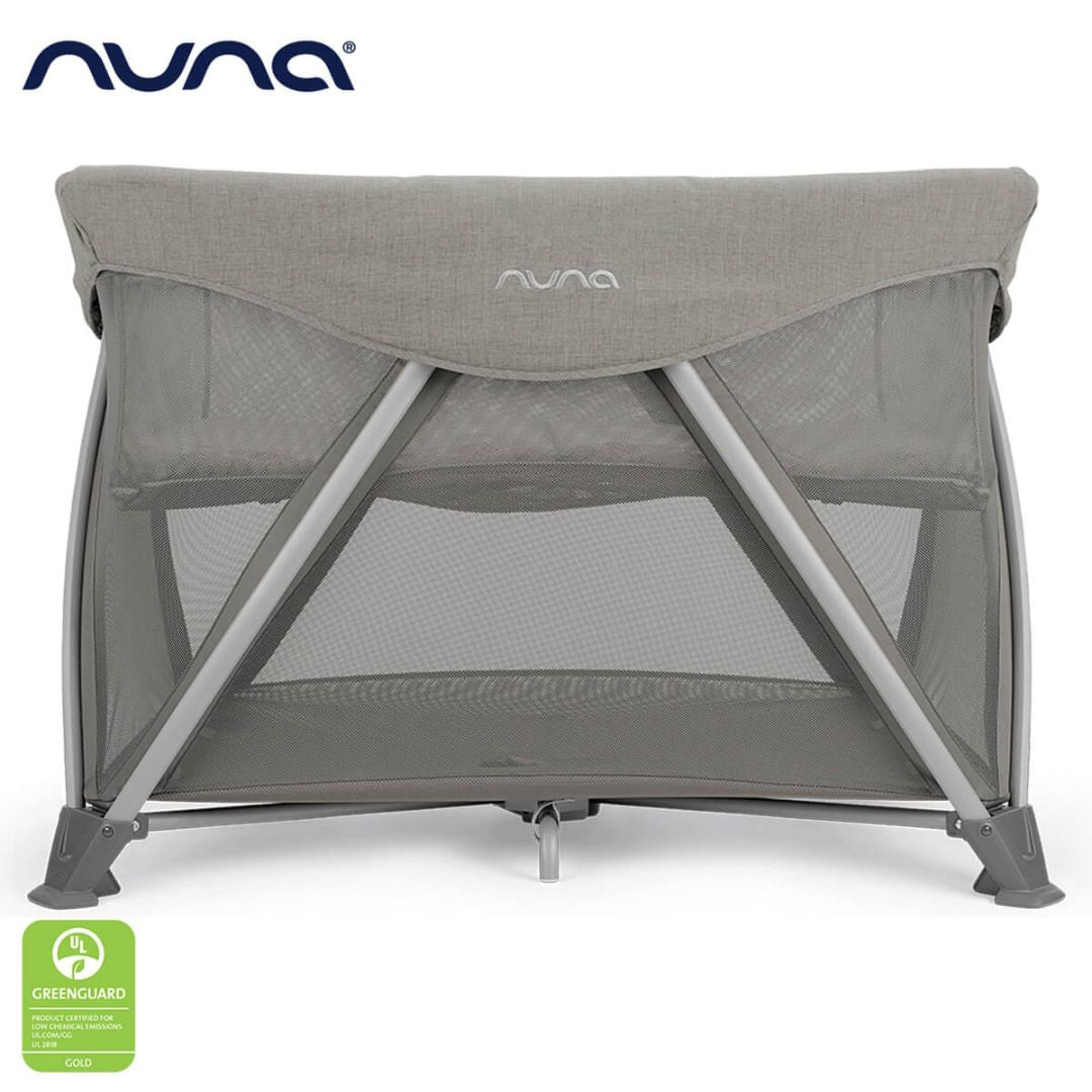 Nuna® Prenosna posteljica Sena™ Aire + rjuha Frost Nuna